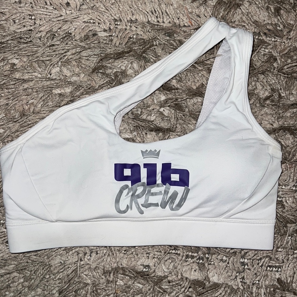 Sacramento Kings NBA 916 crew sports bra